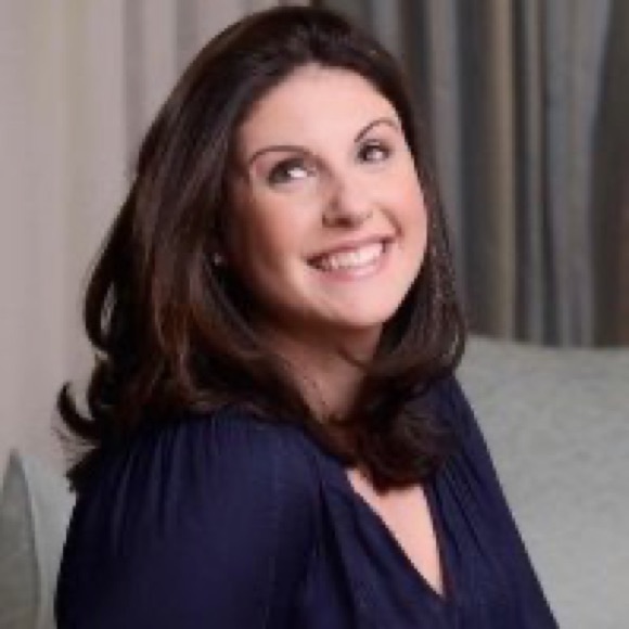 Hello from sunny LA! I’m Liora. - Picture 6 of 11